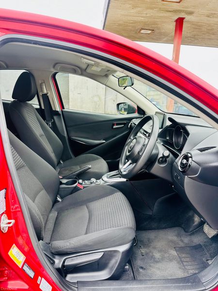 Mazda Damio 389587574
