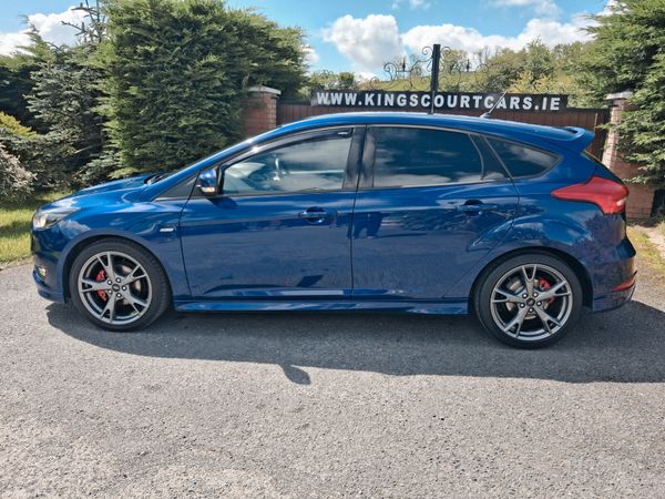 Ford Focus ST Line X 1.0 Petrol 389588378