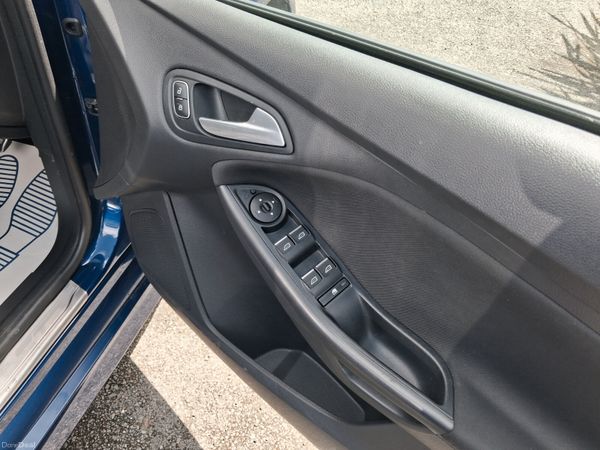 Ford Focus ST Line X 1.0 Petrol 389588328