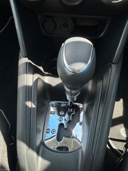 PEUGEOT 208 2017 1.2 PETROL AUTOMATIC 389588868