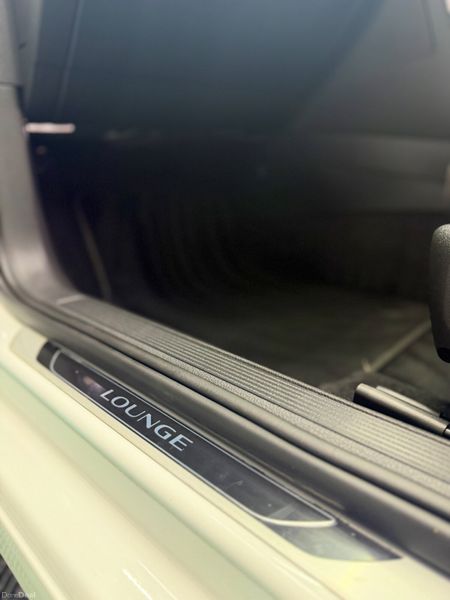 2015 (152) VW Golf -Lounge edition + Only 60,000km 389503652