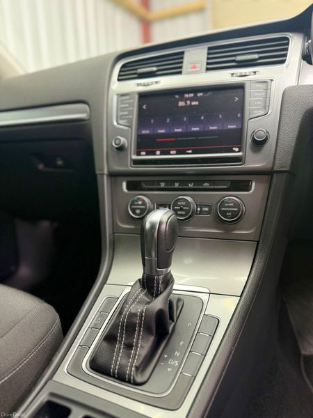2015 (152) VW Golf -Lounge edition + Only 60,000km 389503654