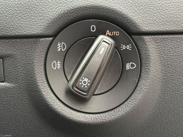 Immaculate 201 Skoda Octavia Kombi! 389510146