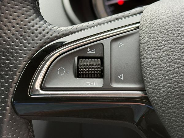 Immaculate 201 Skoda Octavia Kombi! 389510150