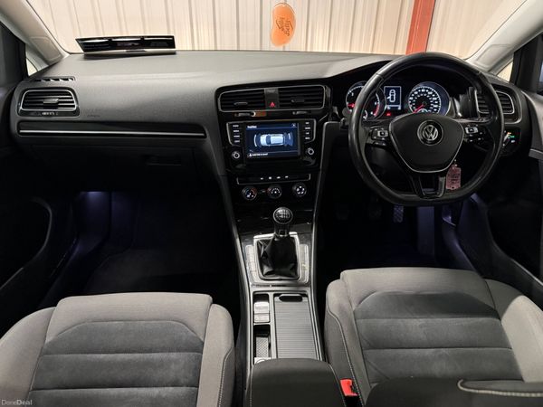 2016(162) Volkswagen Golf 2.0TDI Highline 389640058