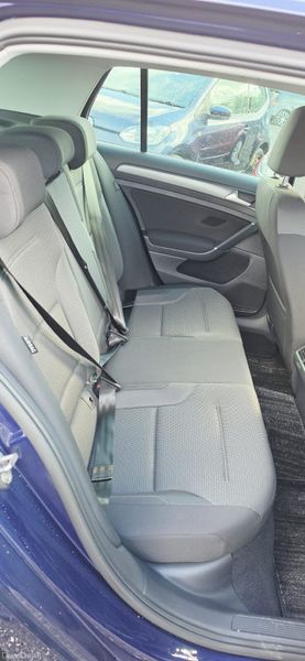 Volkswagen Golf 2019 389653898