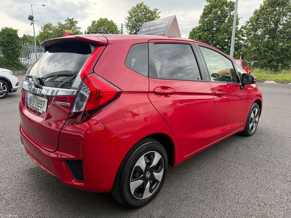 2016 Honda Jazz/Fit 1.5 Hybrid Automatic,77K K.M 389667530