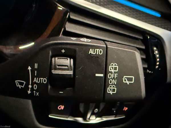 221 BMW 530E M-Sport Pro Touring 389675704