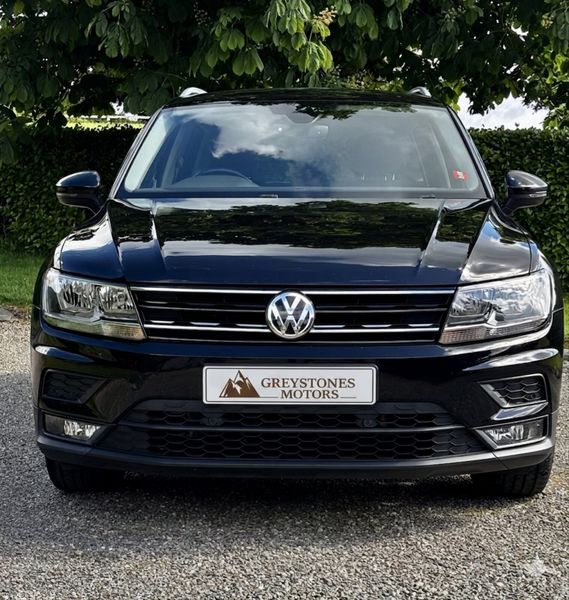 172 Volkswagen Tiguan Automatic Low KMs *Sale* 389689054