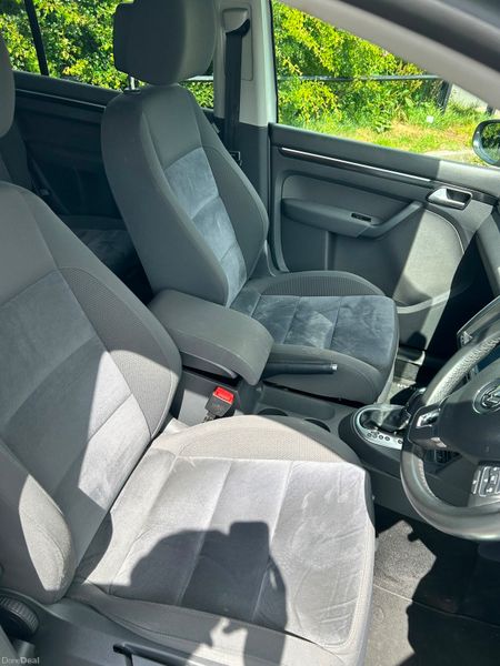 VOLKSWAGEN TOURAN 2015 1.4 PETROL AUTO 389603586