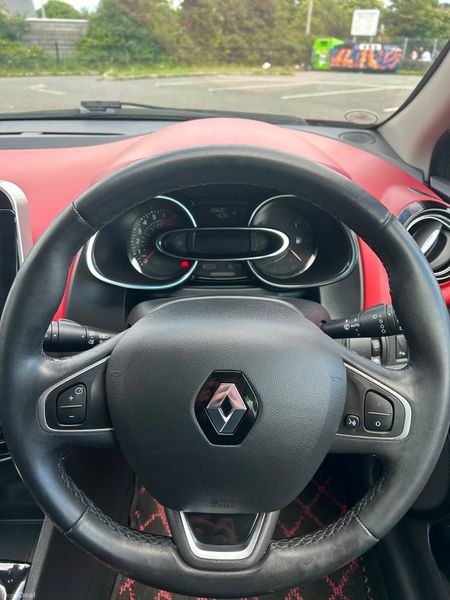 RENAULT CLIO 2017 1.2 PETROL AUTOMATIC 389604284