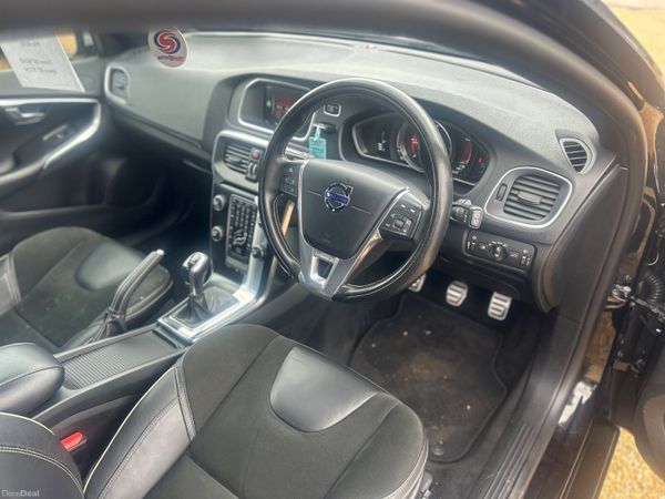 Volvo V40 R Design 2.0 D 389605324