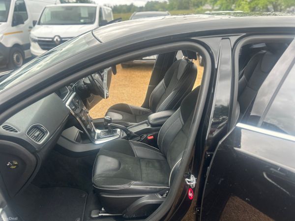 Volvo V40 R Design 2.0 D 389605328