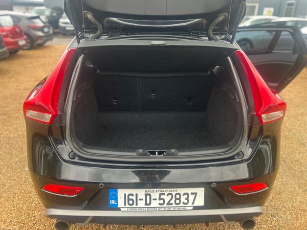 Volvo V40 R Design 2.0 D 389605330
