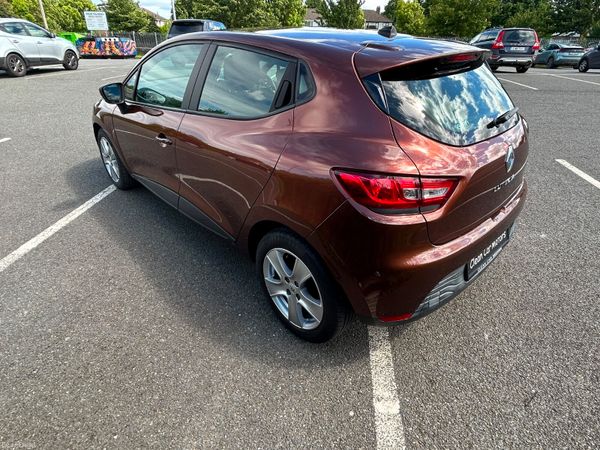 RENAULT CLIO 2015 1.2 AUTOMATIC 15,000 KMS 389610282