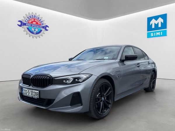 BMW 330E Sport Plug-in Hybrid only  40,692km 389610998