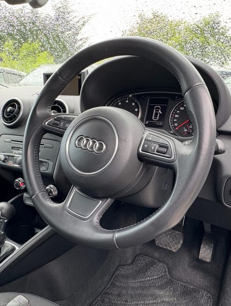 Audi A1 1.4 Auto Tsi 40,000kms 2014 389635248