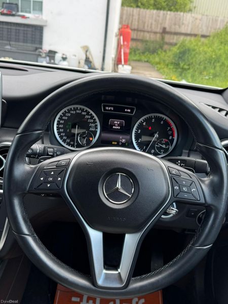 Merc A Class 1.6 Auto 56,000kms Sports 2014 389638156