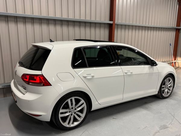 2016(162) Volkswagen Golf 2.0TDI Highline 389639940