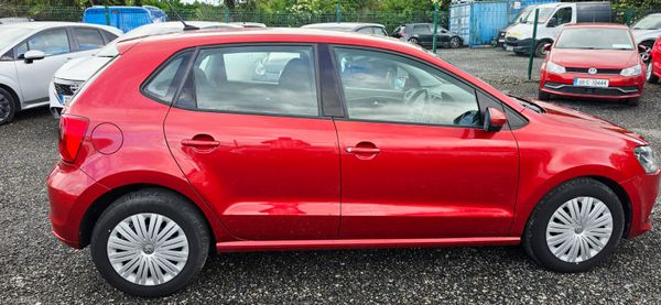 Volkswagen Polo 2015 389741778