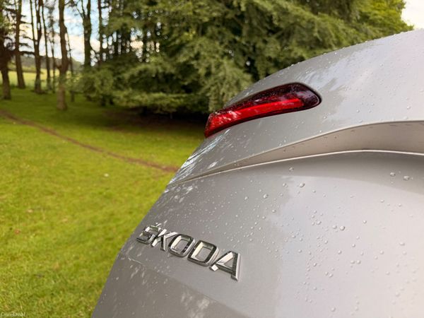Skoda Karoq 2018 1.6 TDI 389746046