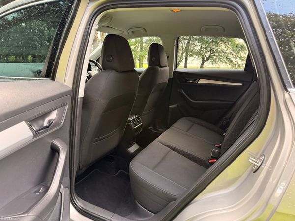 Skoda Karoq 2018 1.6 TDI 389746034