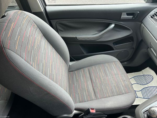Ford C-Max 2008 ( NCT 05/27) 389747398