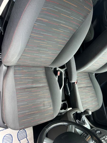 Ford C-Max 2008 ( NCT 05/27) 389747400
