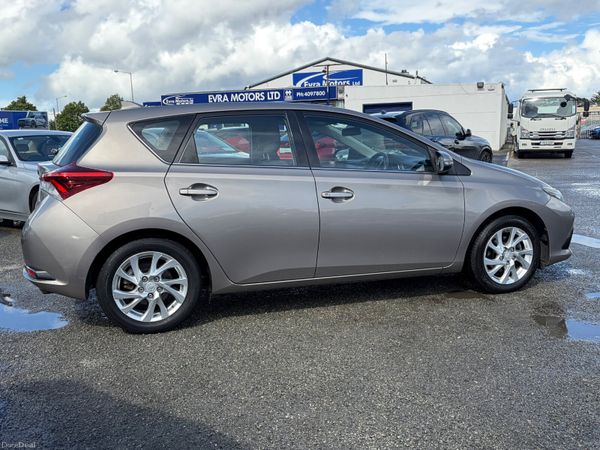 2015 Toyota Auris 1.2 D4-T Luna Nct 11/26 389747850