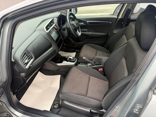 2016 Honda Fit 1.5 Hybrid Automatic 54K KM 389748778