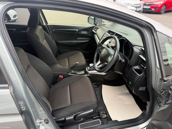 2016 Honda JAZZ/Fit 1.5 Hybrid Auto,54K KM 389748968