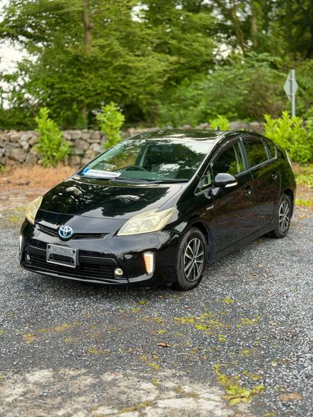 Toyota Prius | 2013 | 126,000 KM | Hybrid | AUTO 389753786