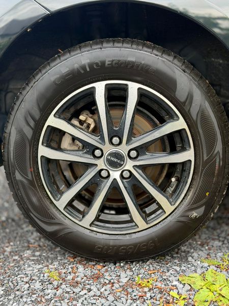 Toyota Prius | 2013 | 126,000 KM | Hybrid | AUTO 389753798