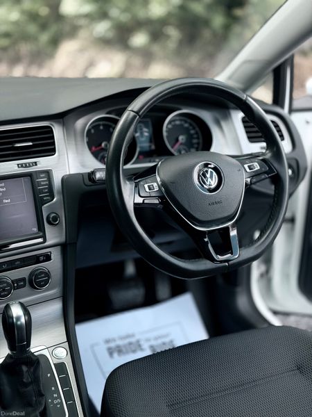 Volkswagen Golf | 2017 | 80,000 KM | Automatic 1.2 389753728