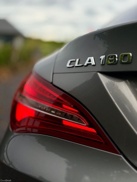 Mercedes-Benz CLA 180 | SPORTS | 1.6 | 64,KKM 389753838