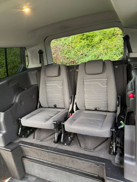 Ford Tourneo Connect Wheelchair Accessible Vehicle 389770816