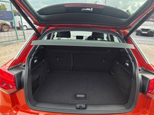 Audi Q2 2018 Automatic 389778914
