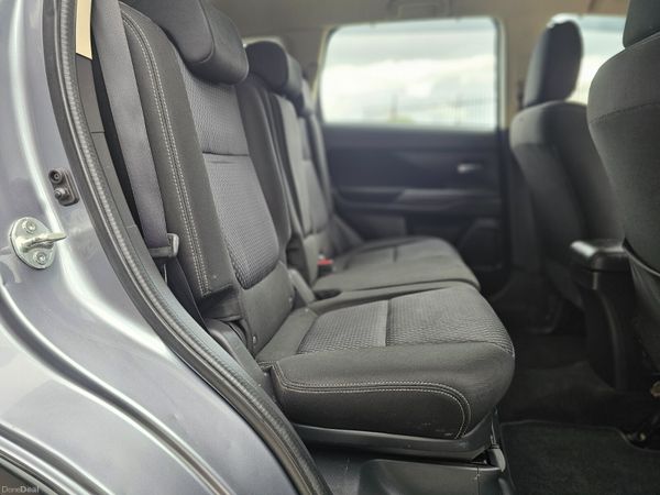MITSUBISHI OUTLANDER // 01/27 NCT 389783698