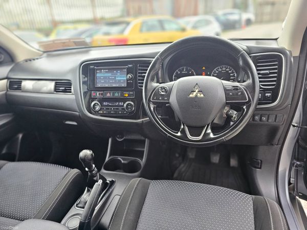 MITSUBISHI OUTLANDER // 01/27 NCT 389783702