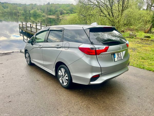 Honda Shuttle 2018 automatic hybrid 389703540