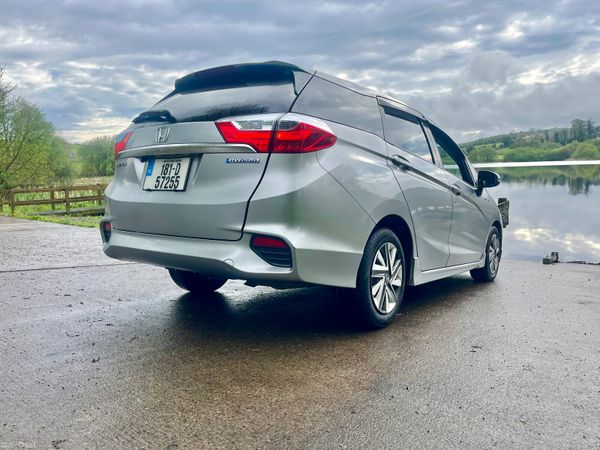 Honda Shuttle 2018 automatic hybrid 389703538