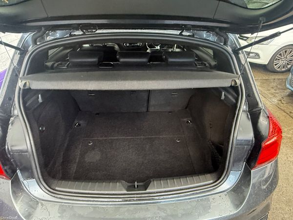 BMW M140i 2018 389706380