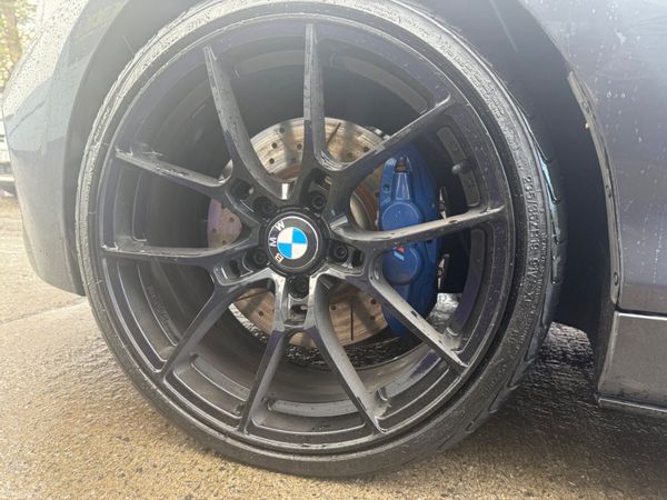 BMW M140i 2018 389706392