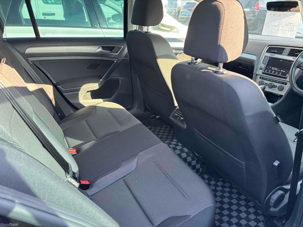 Volkswagen Golf 389739314