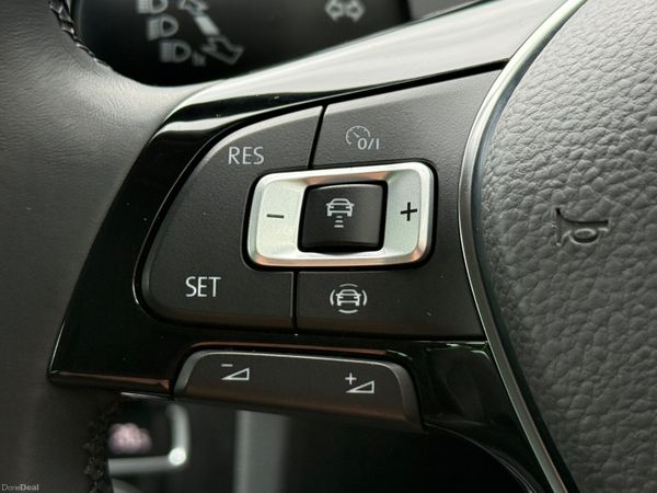 Immaculate 191 Volkswagen Golf Highline! 389848654
