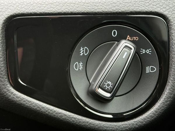 Immaculate 191 Volkswagen Golf Highline! 389848658