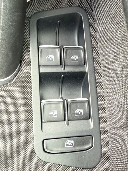Immaculate 191 Volkswagen Golf Highline! 389848660