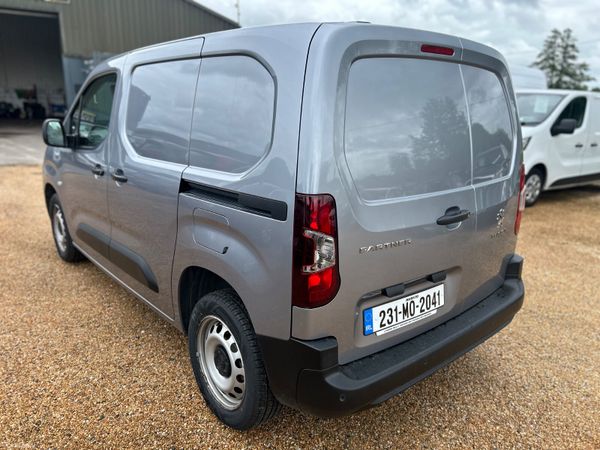 Peugeot Partner professional 389855352