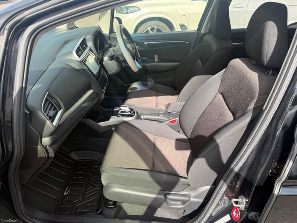 2015 Honda JAZZ/Fit 1.5 Hybrid Auto,47K Miles 389863314