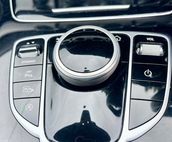 2017 Mercedes-Benz E220d SE Auto 389881954